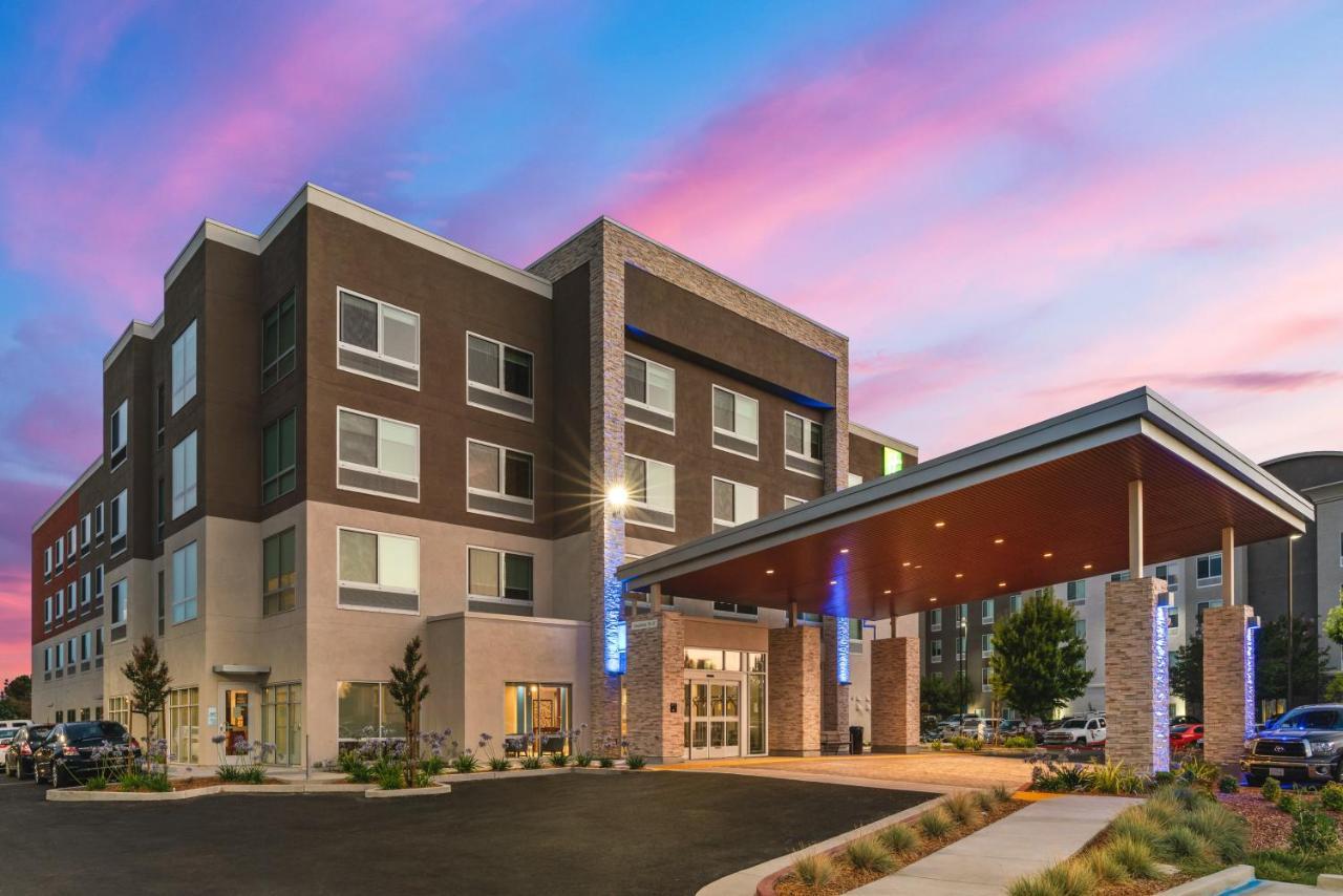 Holiday Inn Express & Suites - Suisun City By Ihg Kültér fotó