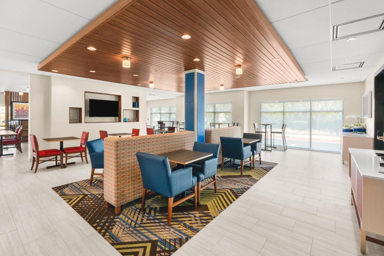 Holiday Inn Express & Suites - Suisun City By Ihg Kültér fotó